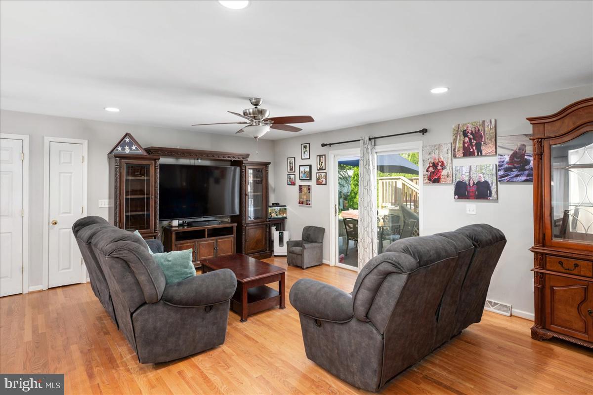 44 MEADOW GLEN DRIVE