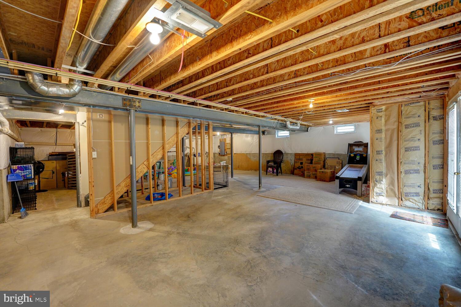 735 DORCHESTER COURT