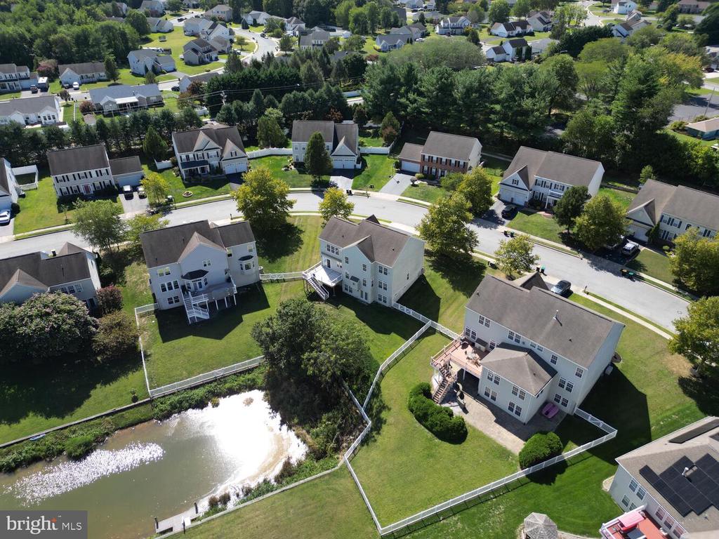 735 DORCHESTER COURT