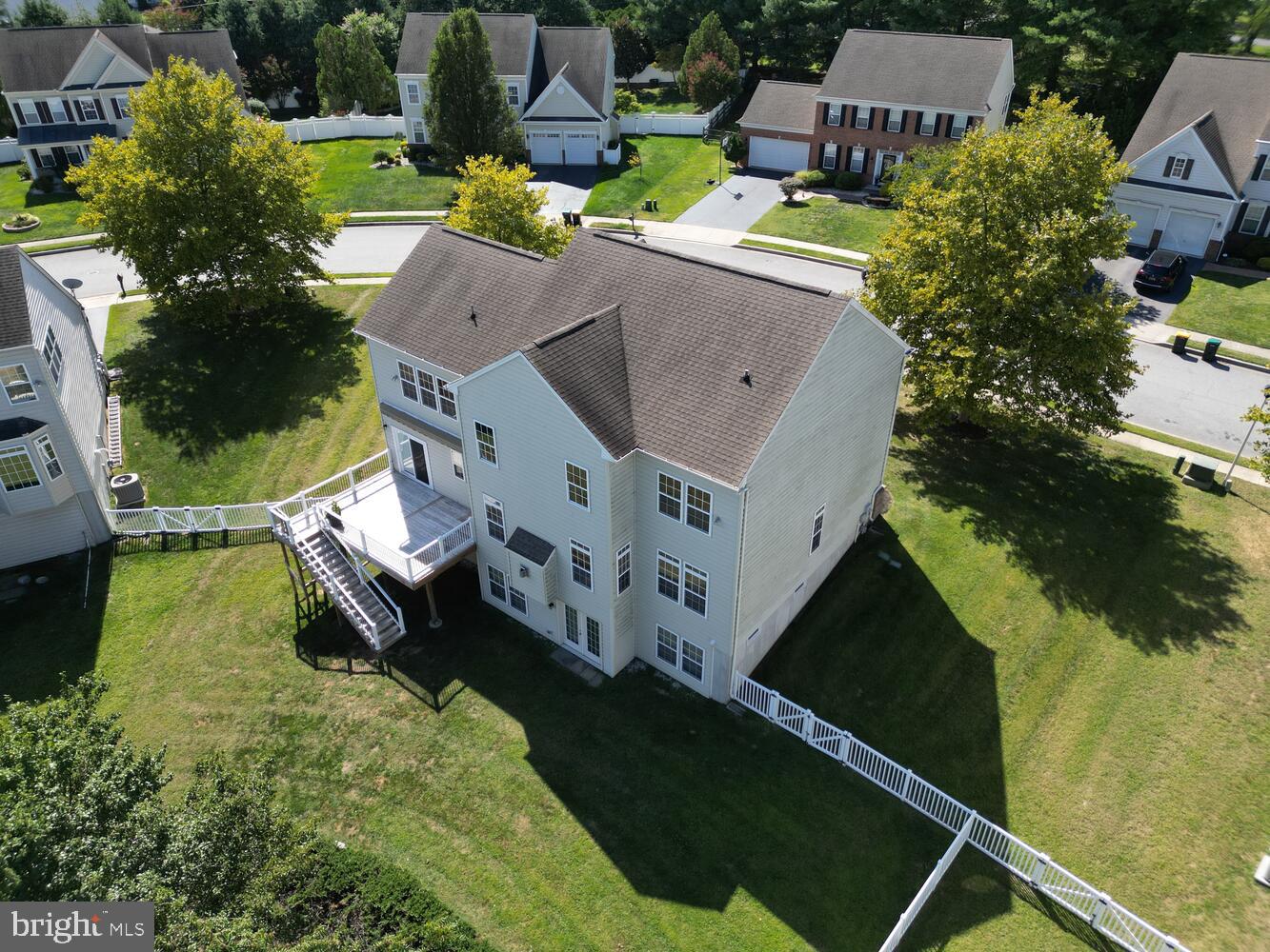 735 DORCHESTER COURT