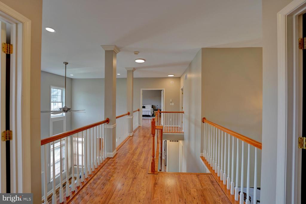 735 DORCHESTER COURT
