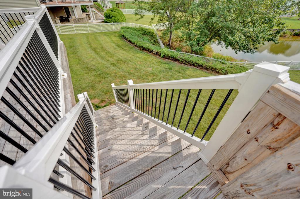 735 DORCHESTER COURT