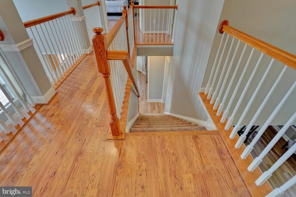 735 DORCHESTER COURT