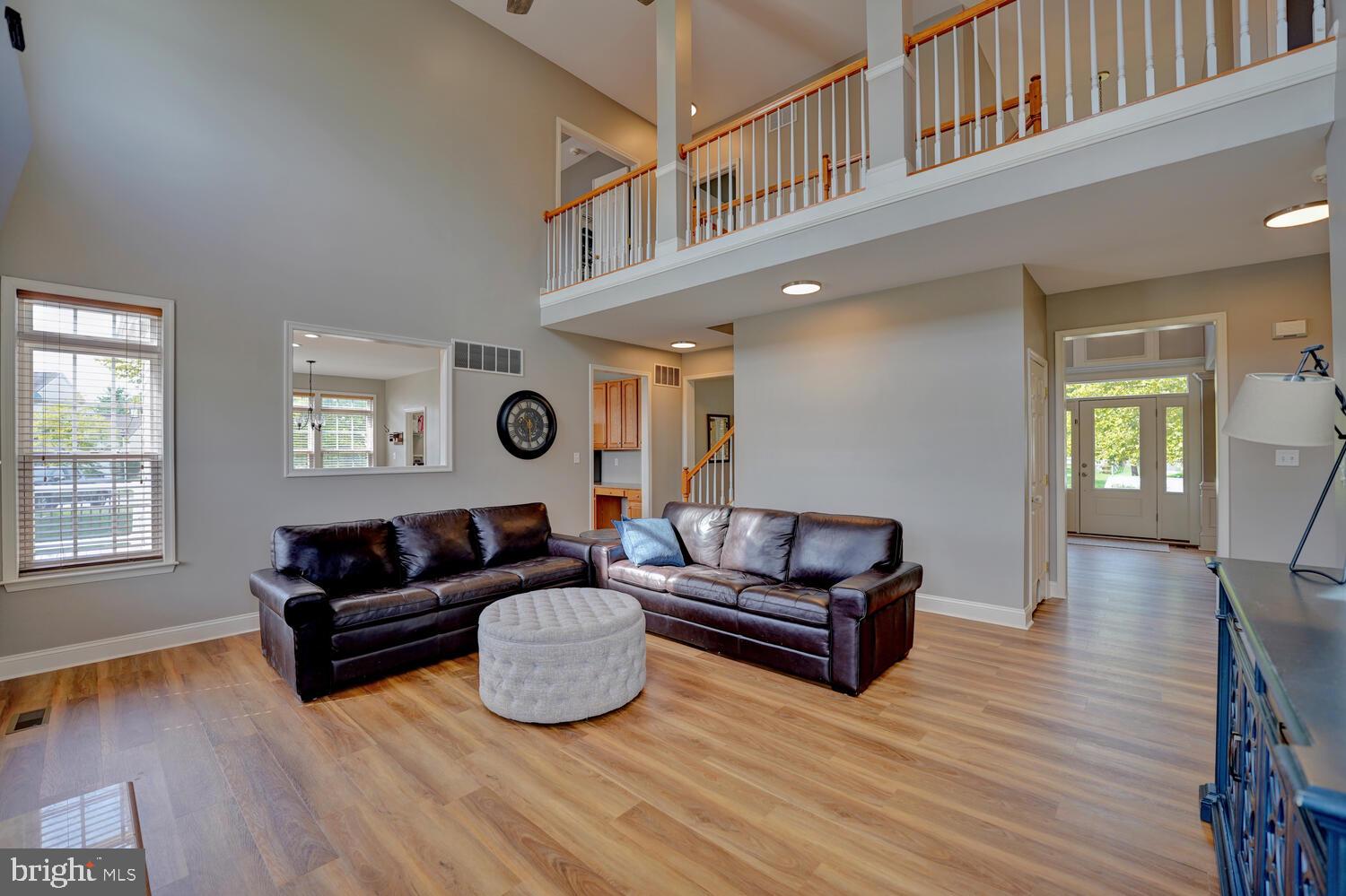 735 DORCHESTER COURT