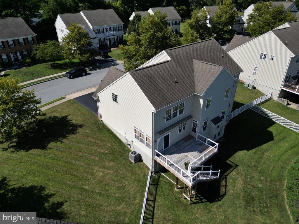 735 DORCHESTER COURT