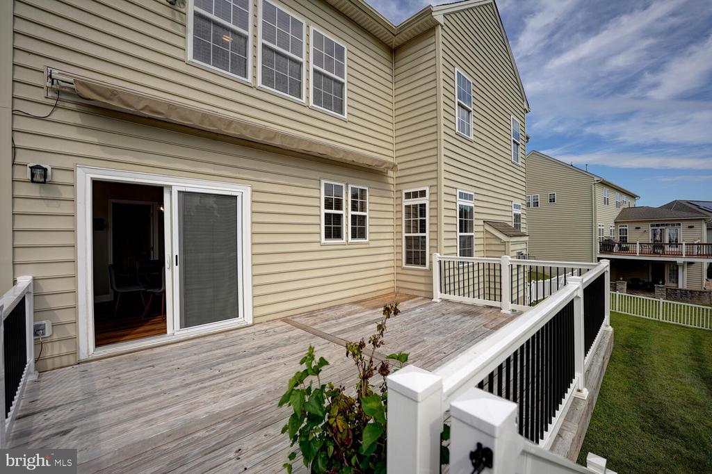 735 DORCHESTER COURT