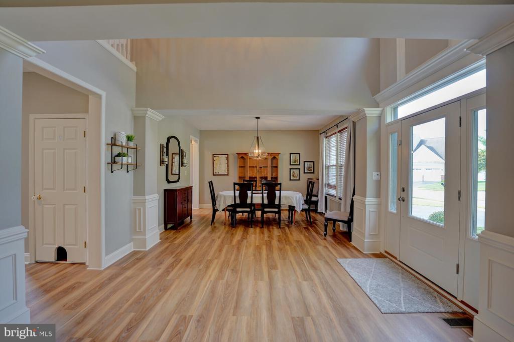 735 DORCHESTER COURT