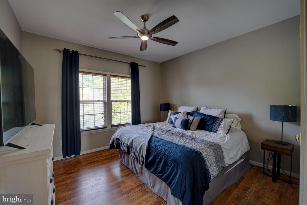 735 DORCHESTER COURT