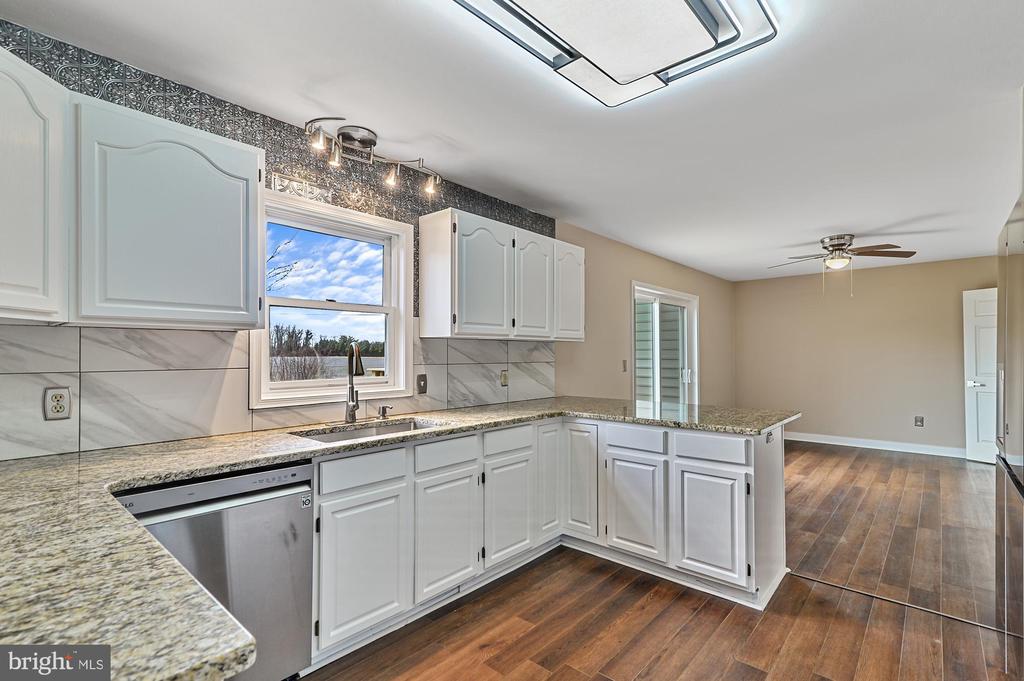 3447 BAY ROAD