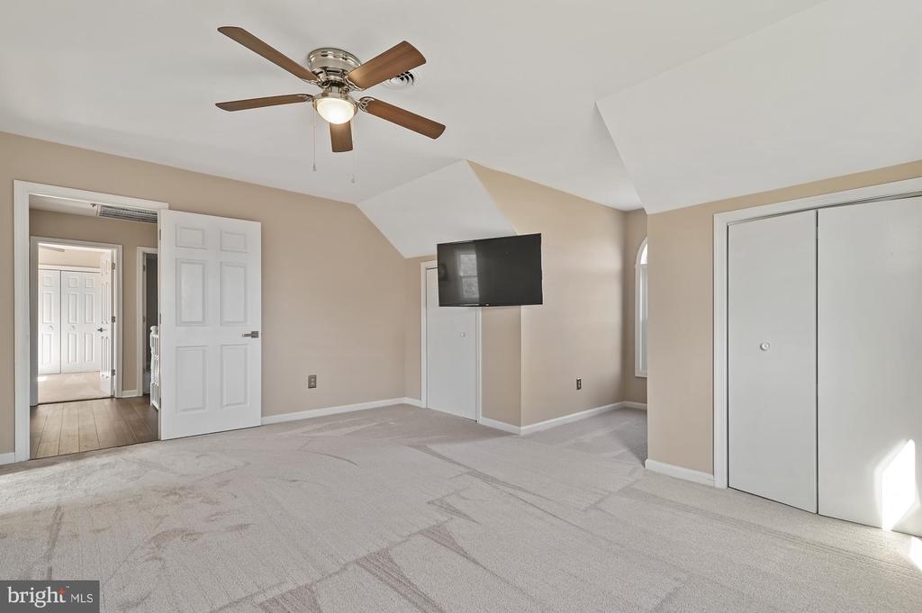 3447 BAY ROAD