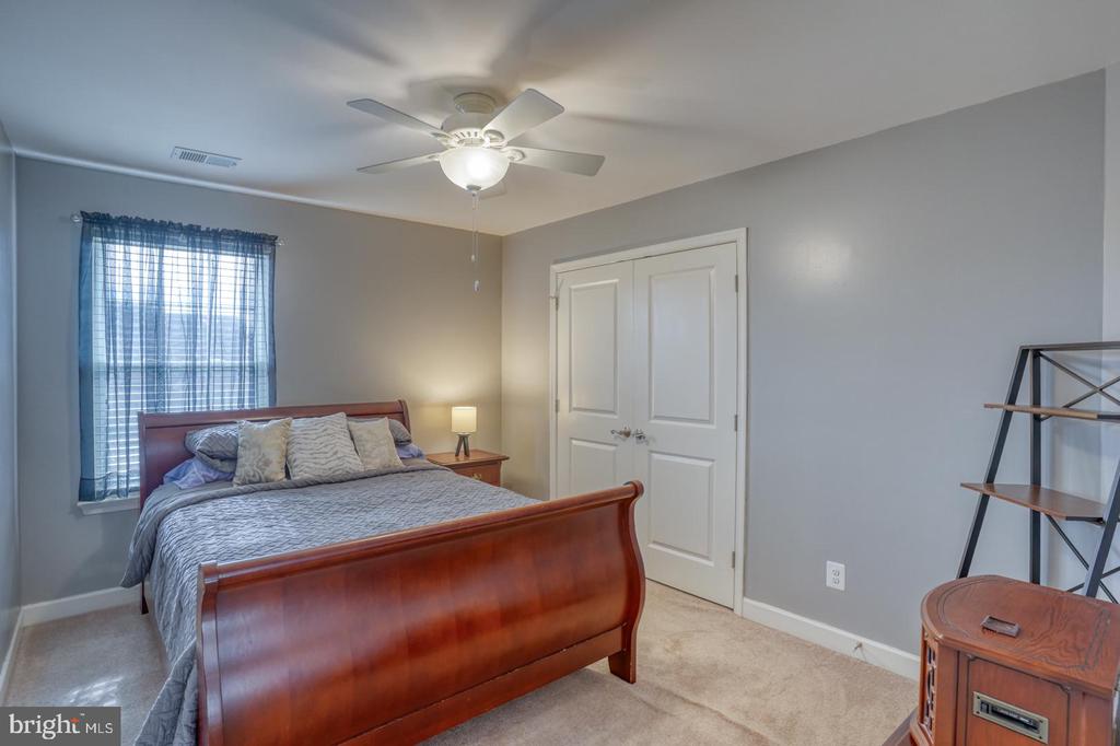 11 DEERBERRY DRIVE