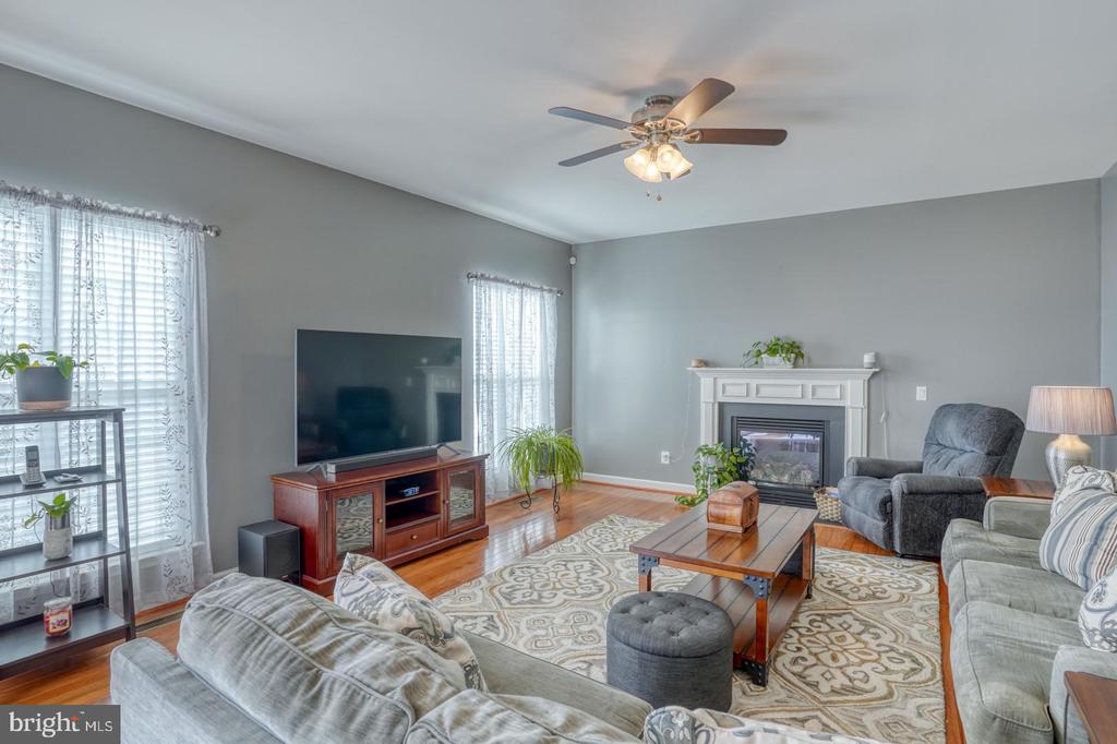 11 DEERBERRY DRIVE