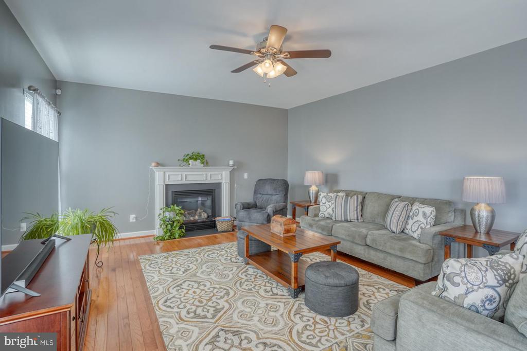 11 DEERBERRY DRIVE