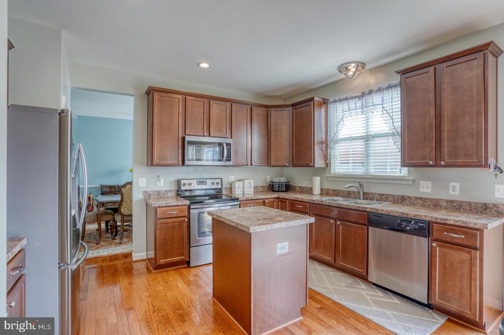 11 DEERBERRY DRIVE