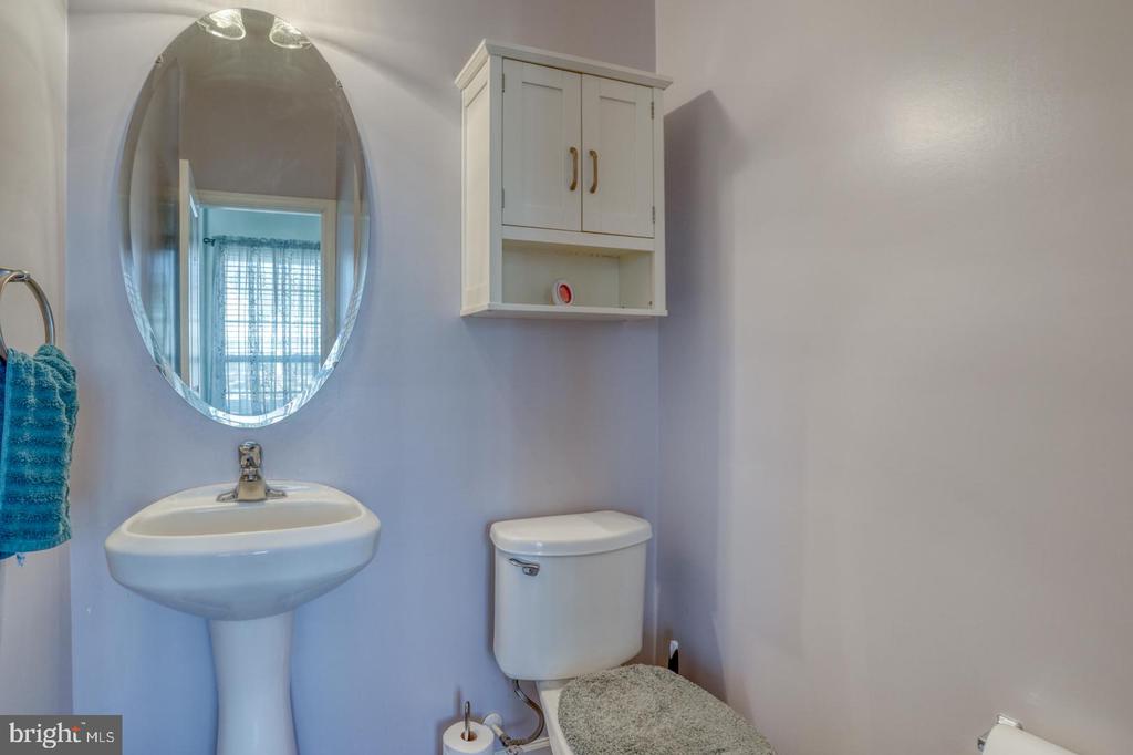 11 DEERBERRY DRIVE