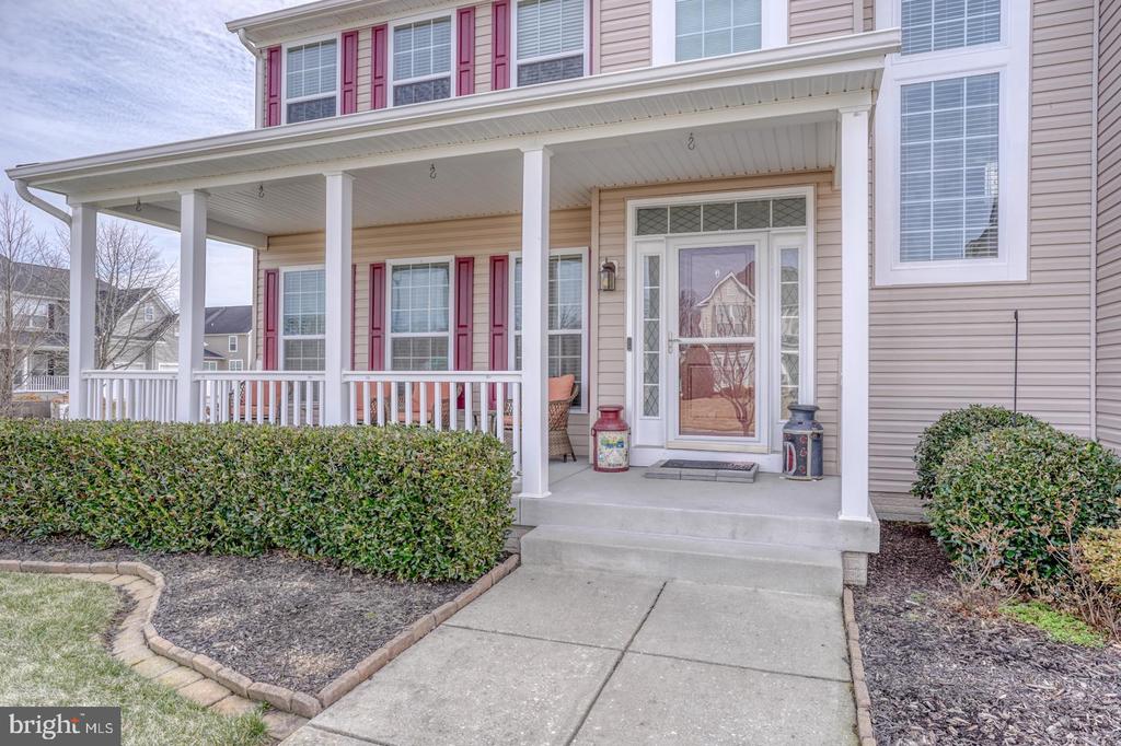 11 DEERBERRY DRIVE