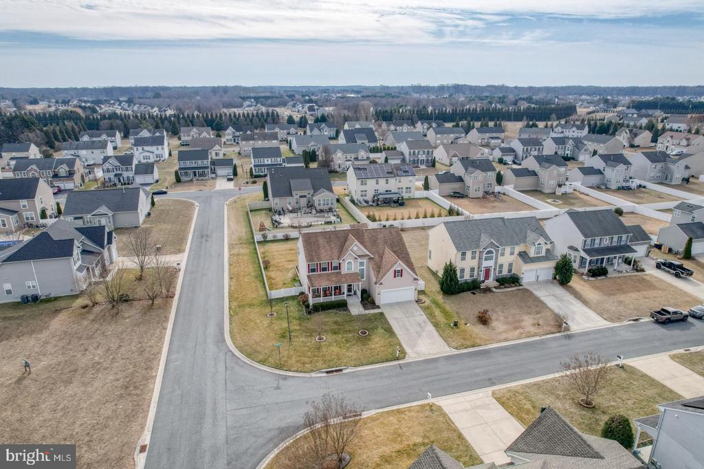 11 DEERBERRY DRIVE