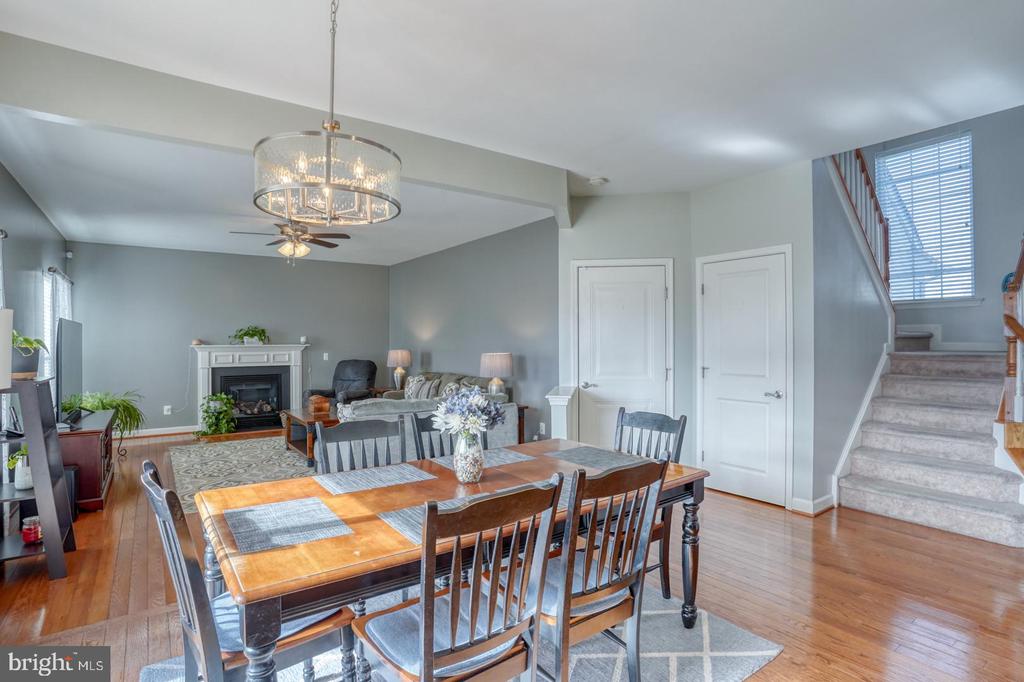 11 DEERBERRY DRIVE