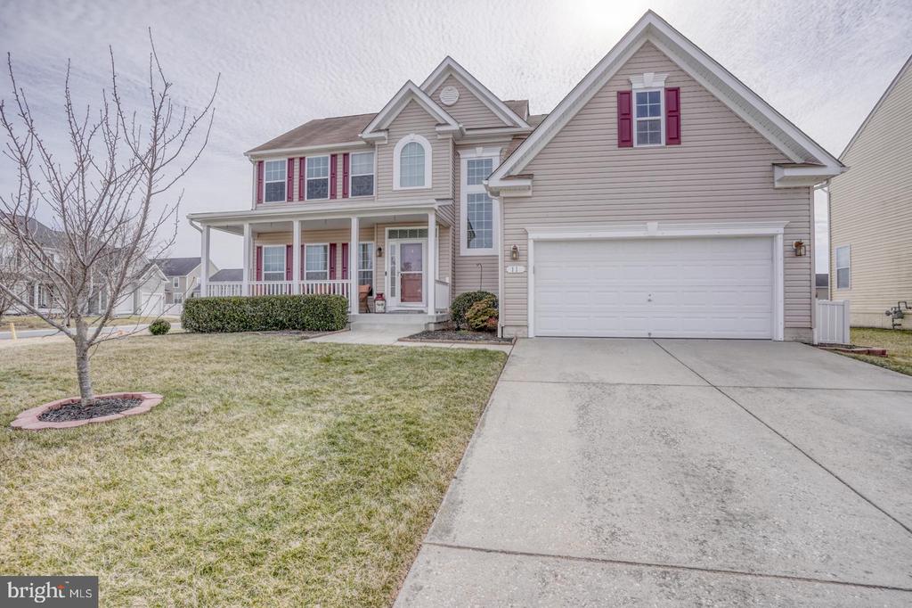 11 DEERBERRY DRIVE