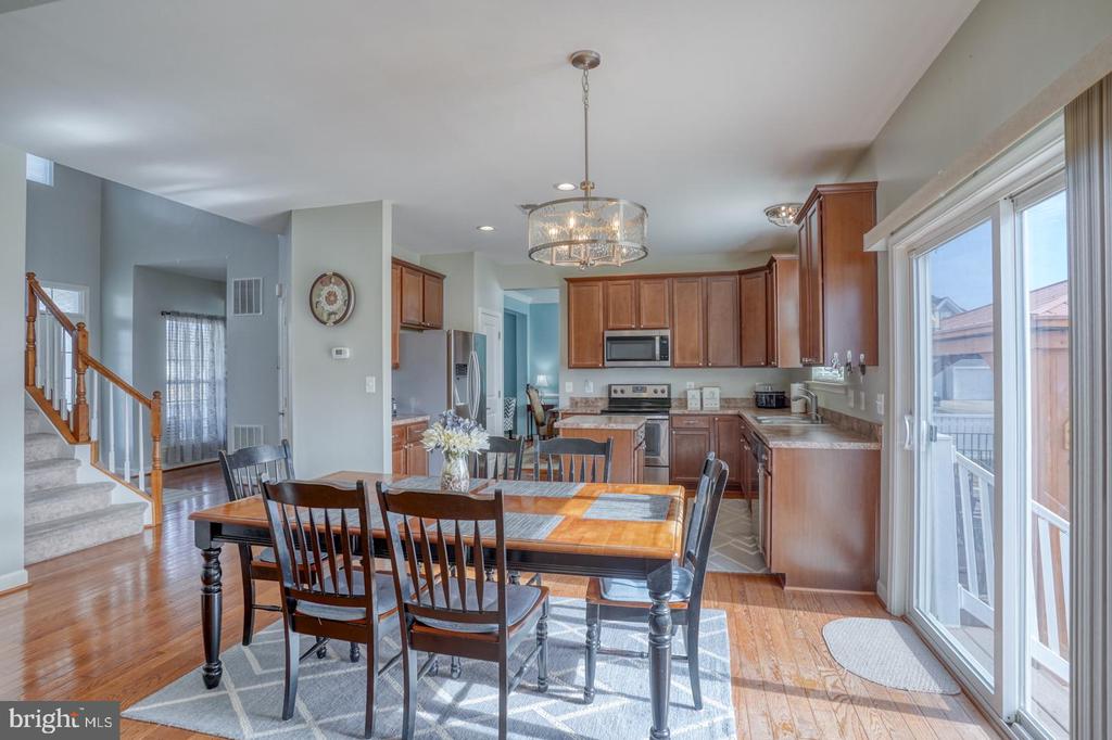 11 DEERBERRY DRIVE