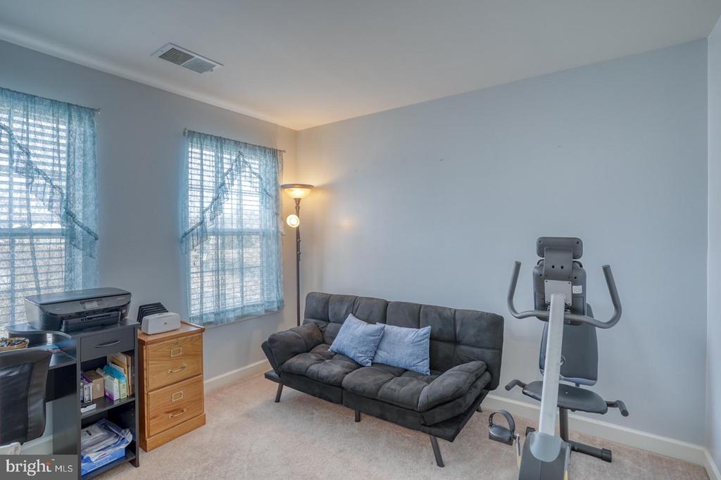 11 DEERBERRY DRIVE
