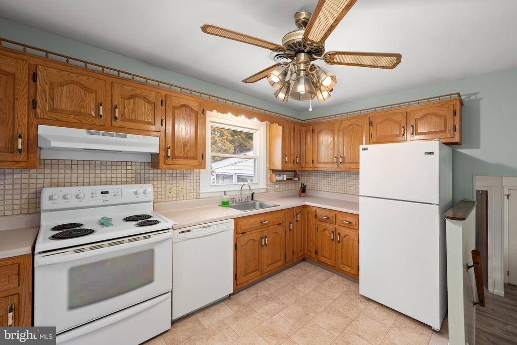 203 WINTERBERRY DRIVE