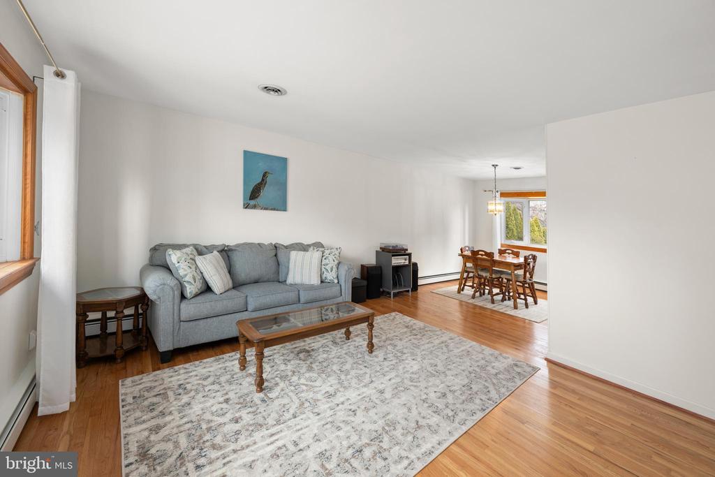 203 WINTERBERRY DRIVE