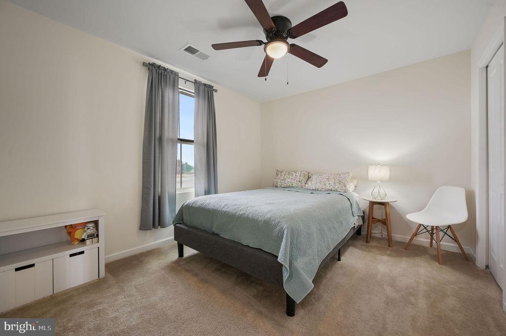 337 NOB HILL ROAD