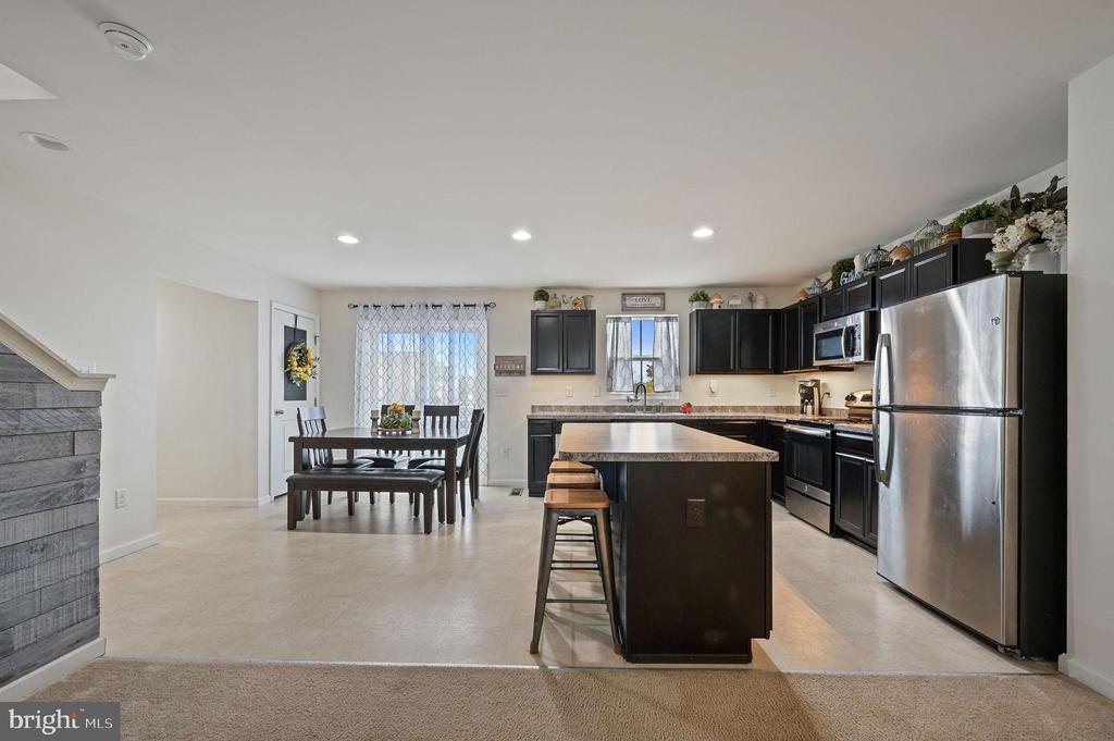 337 NOB HILL ROAD