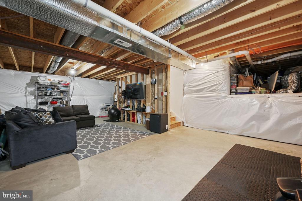 337 NOB HILL ROAD