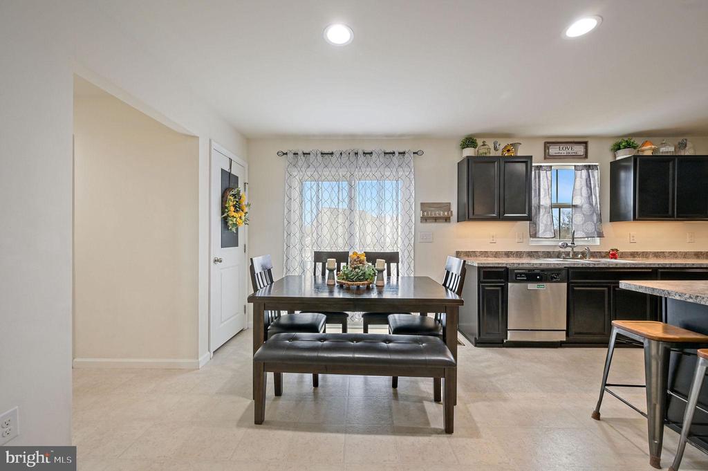 337 NOB HILL ROAD