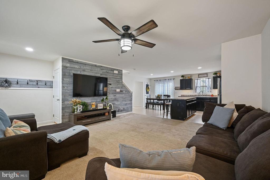 337 NOB HILL ROAD