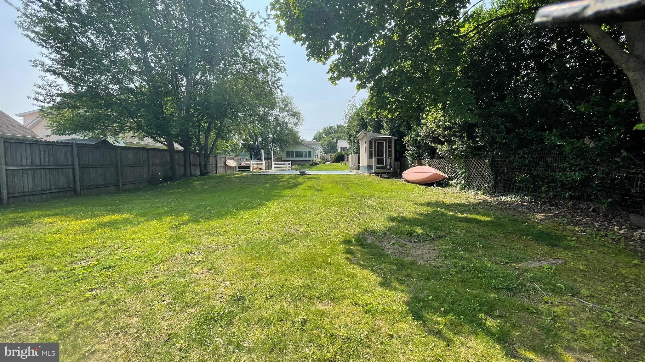 228 N RAILROAD AVENUE