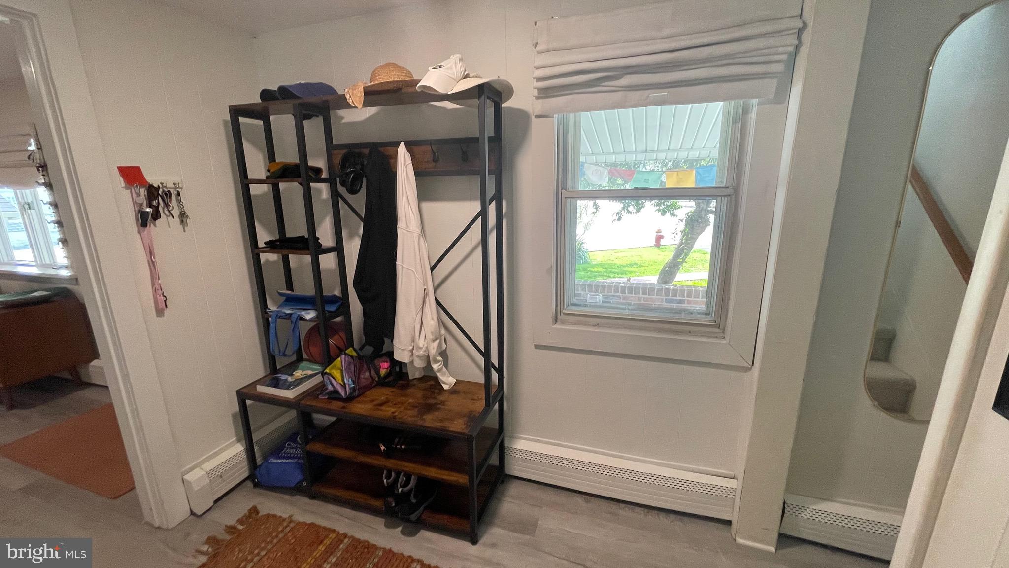 228 N RAILROAD AVENUE