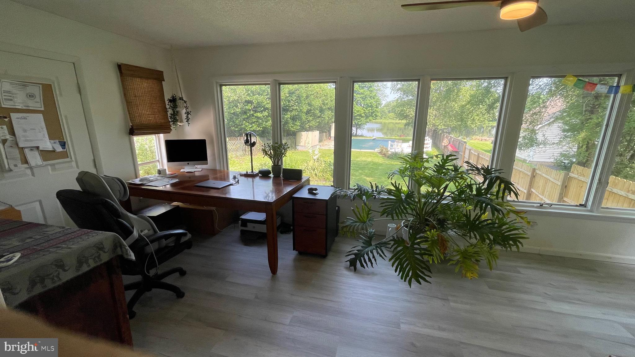 228 N RAILROAD AVENUE