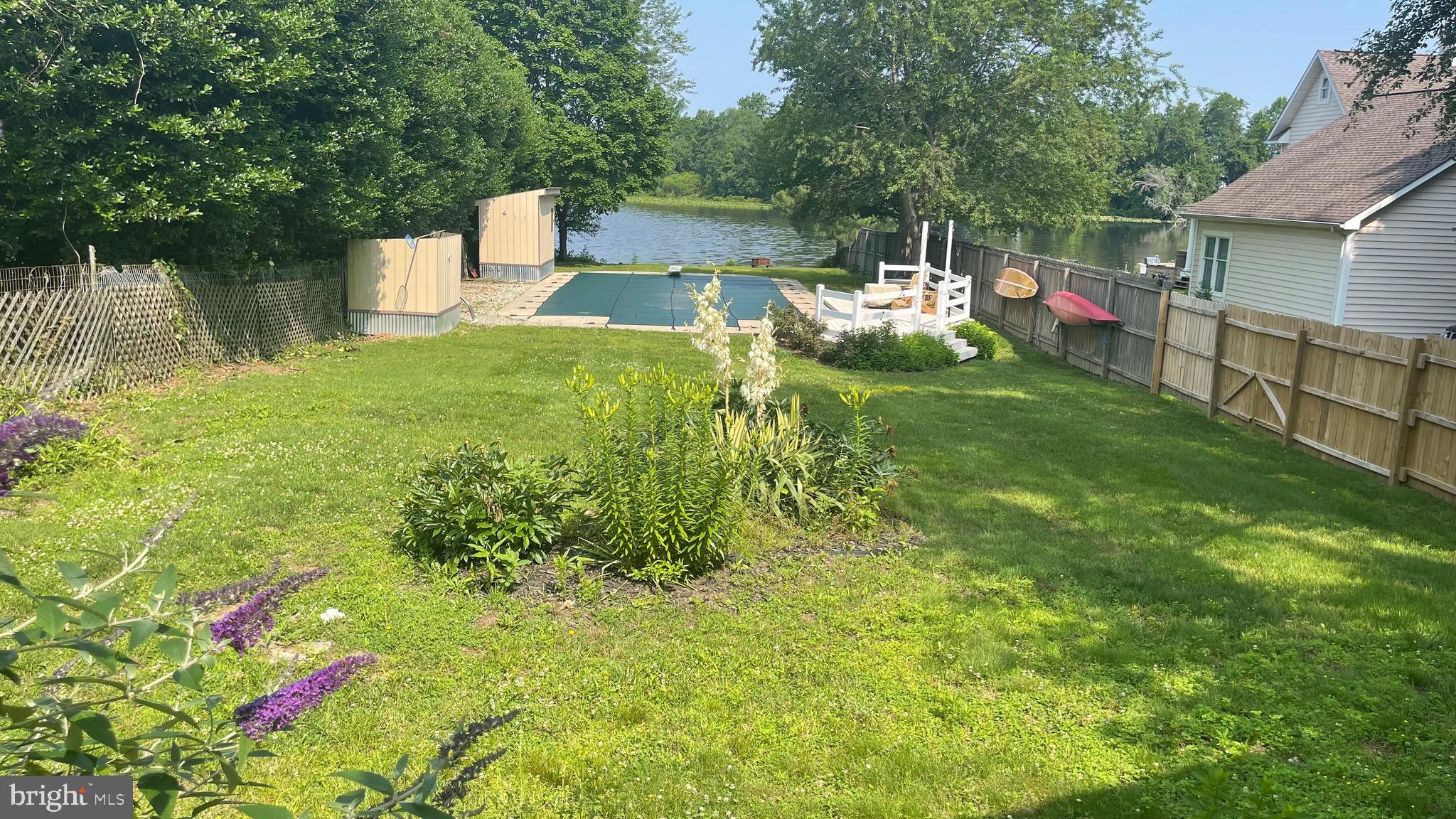 228 N RAILROAD AVENUE