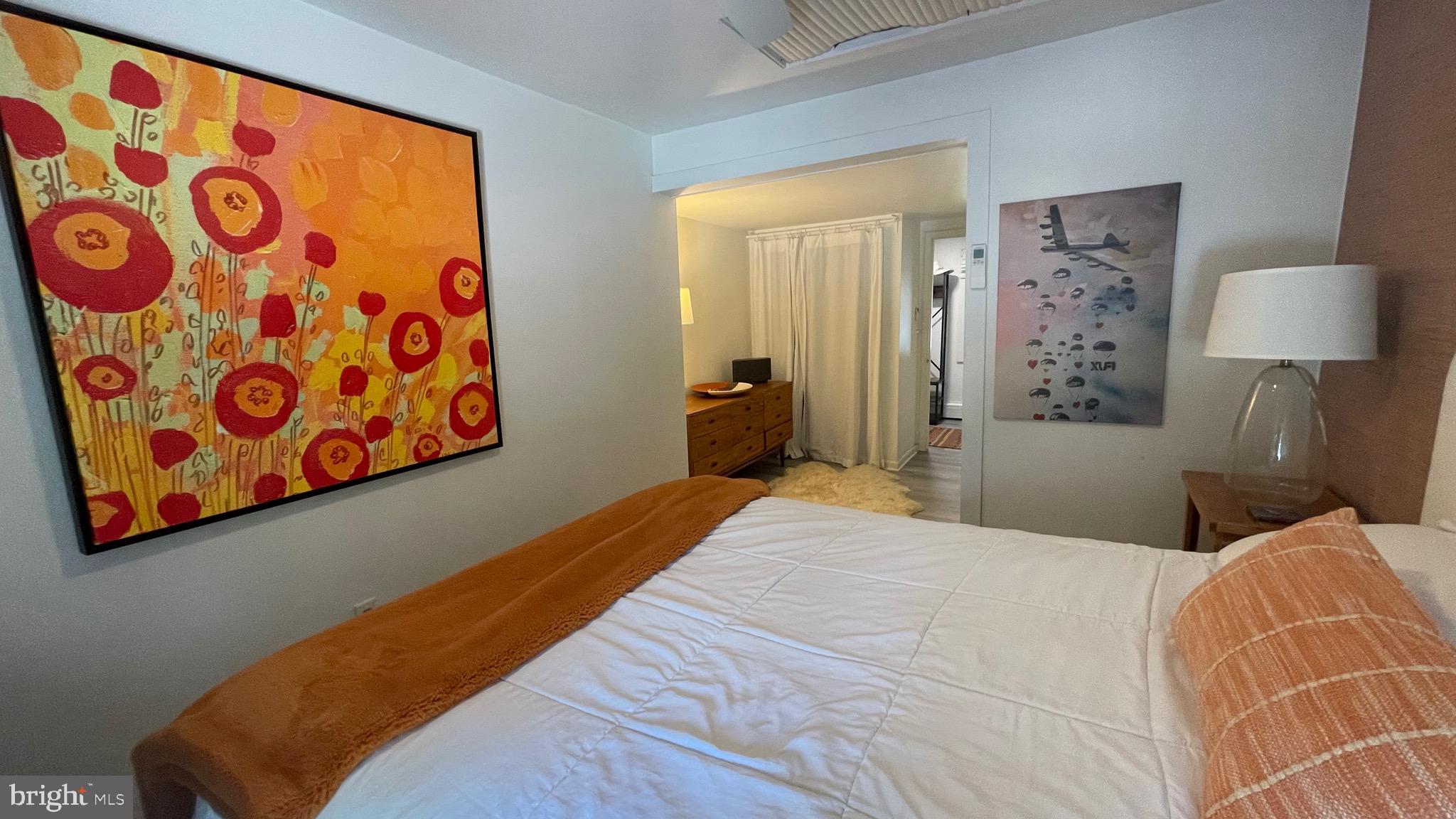 228 N RAILROAD AVENUE