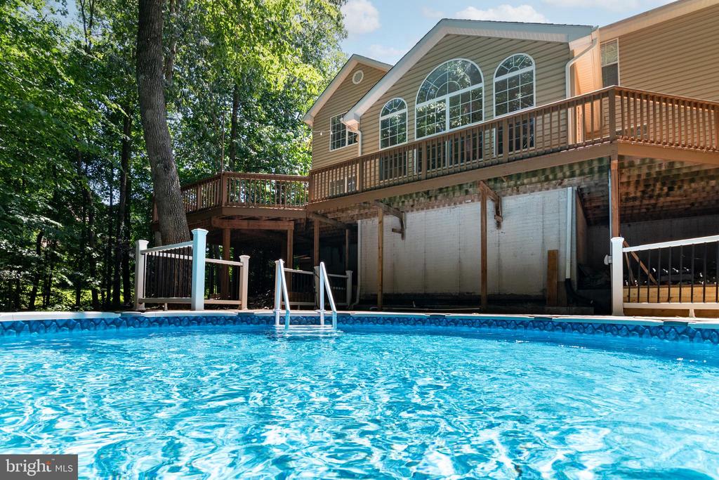339 LORRAINE DRIVE
