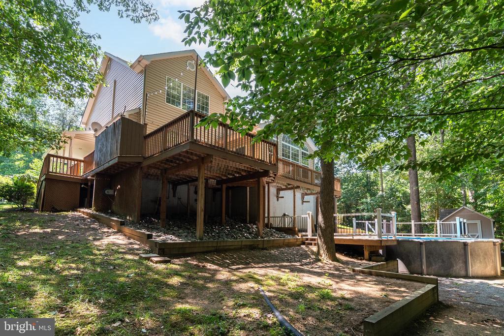 339 LORRAINE DRIVE