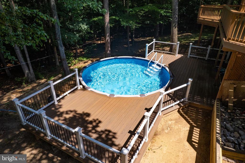 339 LORRAINE DRIVE