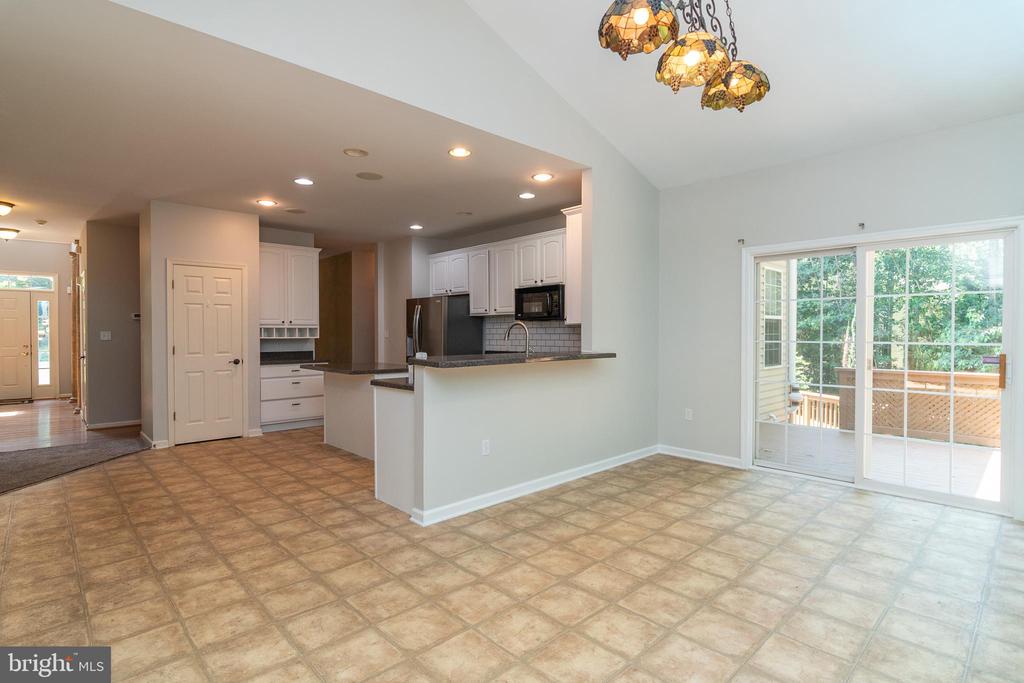 339 LORRAINE DRIVE