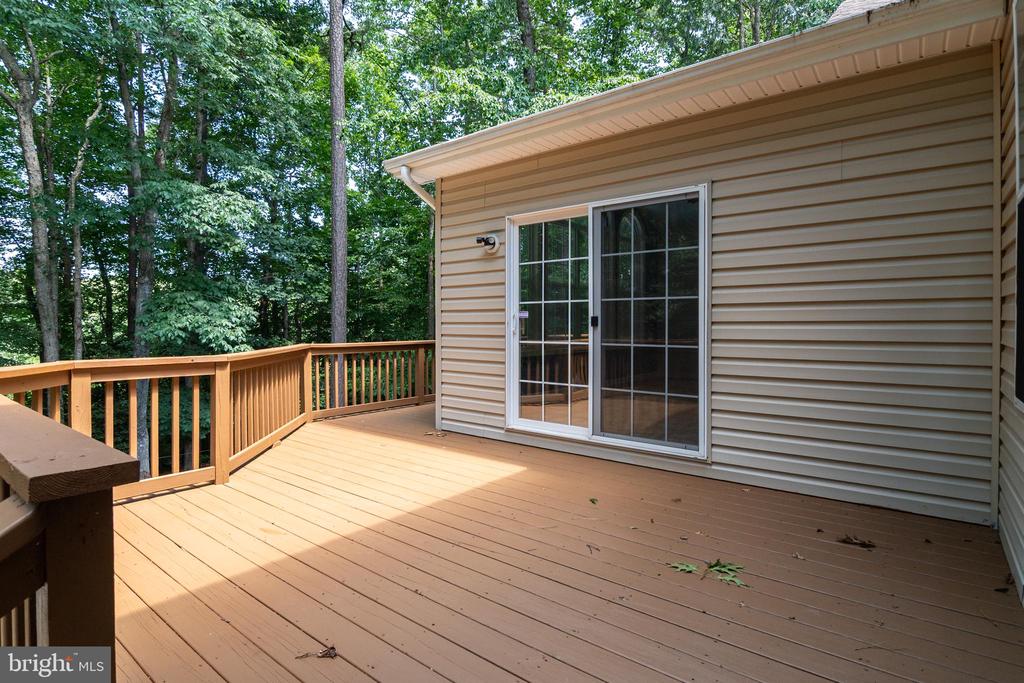 339 LORRAINE DRIVE