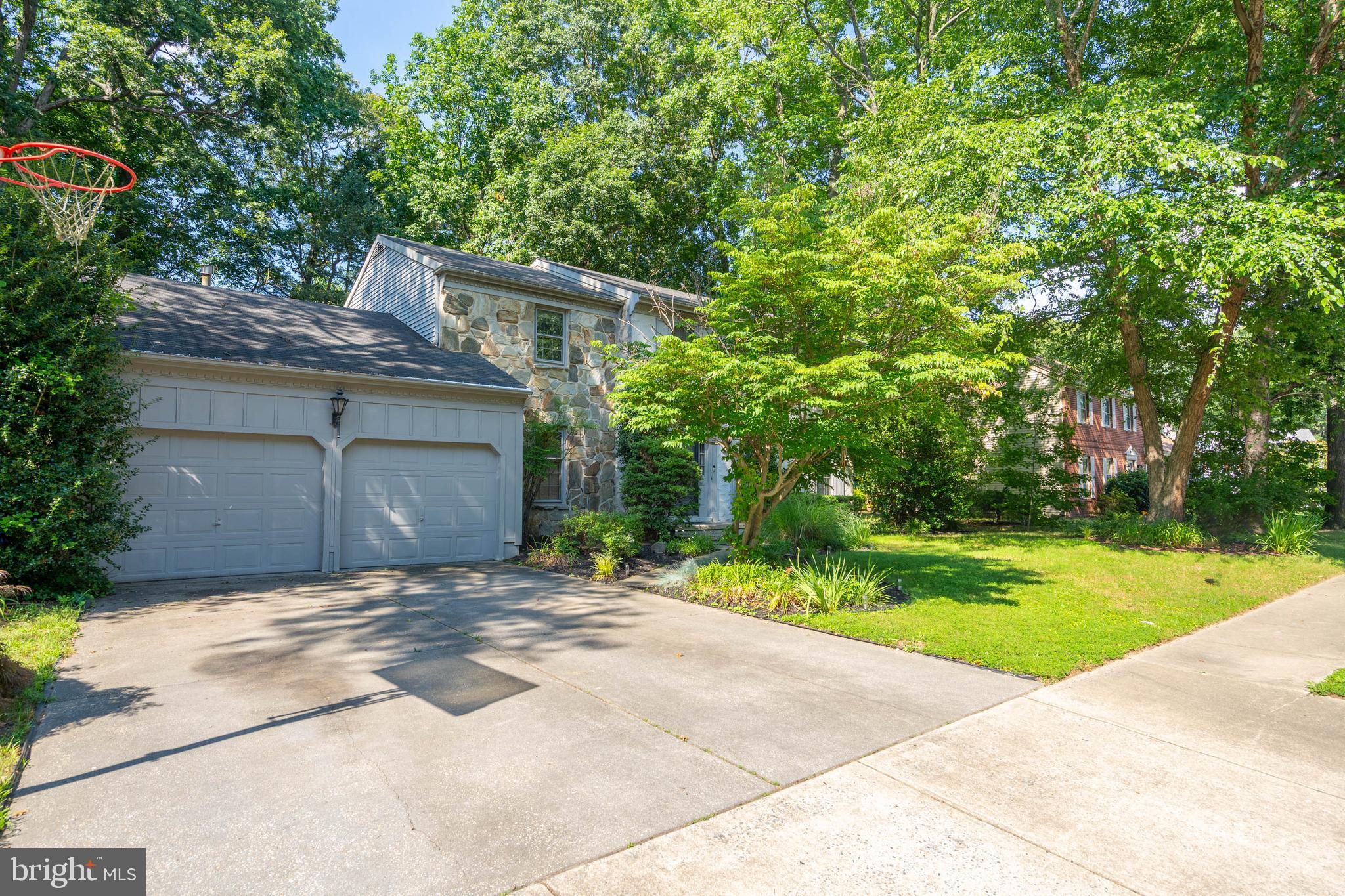 111 COBBLESTONE LANE