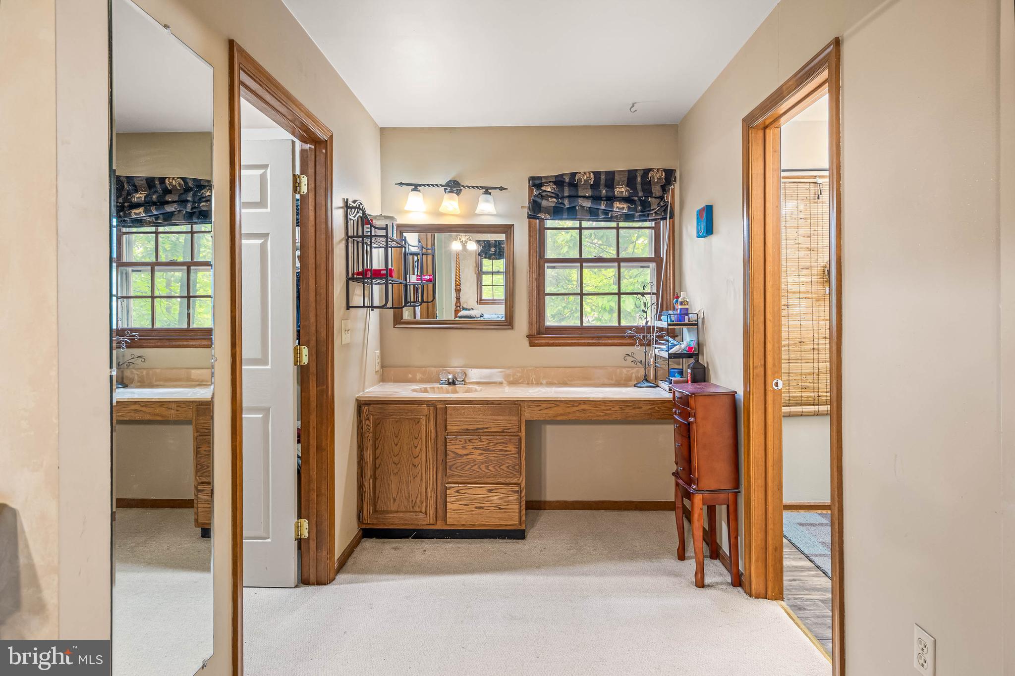 111 COBBLESTONE LANE