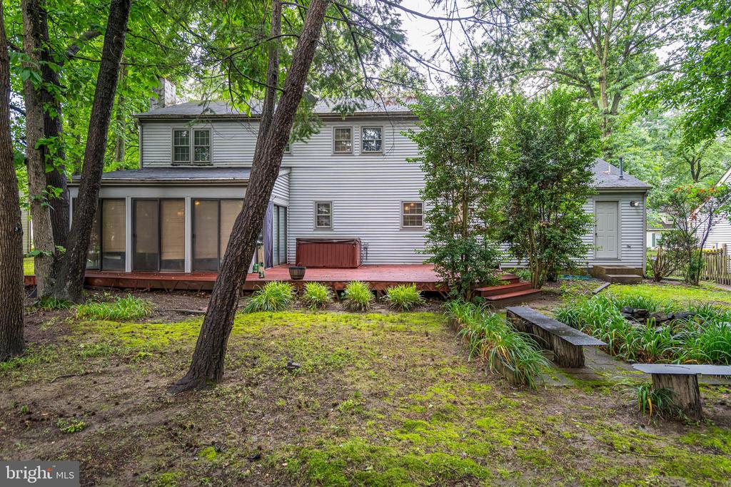111 COBBLESTONE LANE