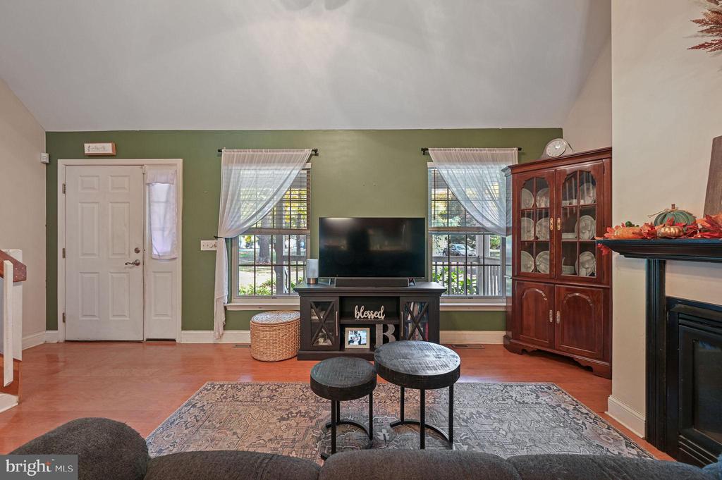 196 MIFFLIN ROAD