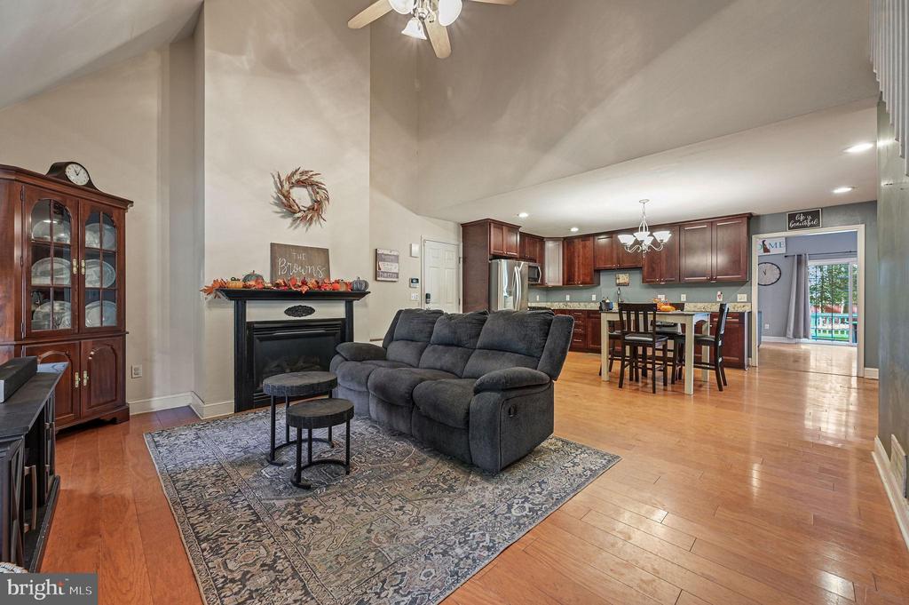 196 MIFFLIN ROAD