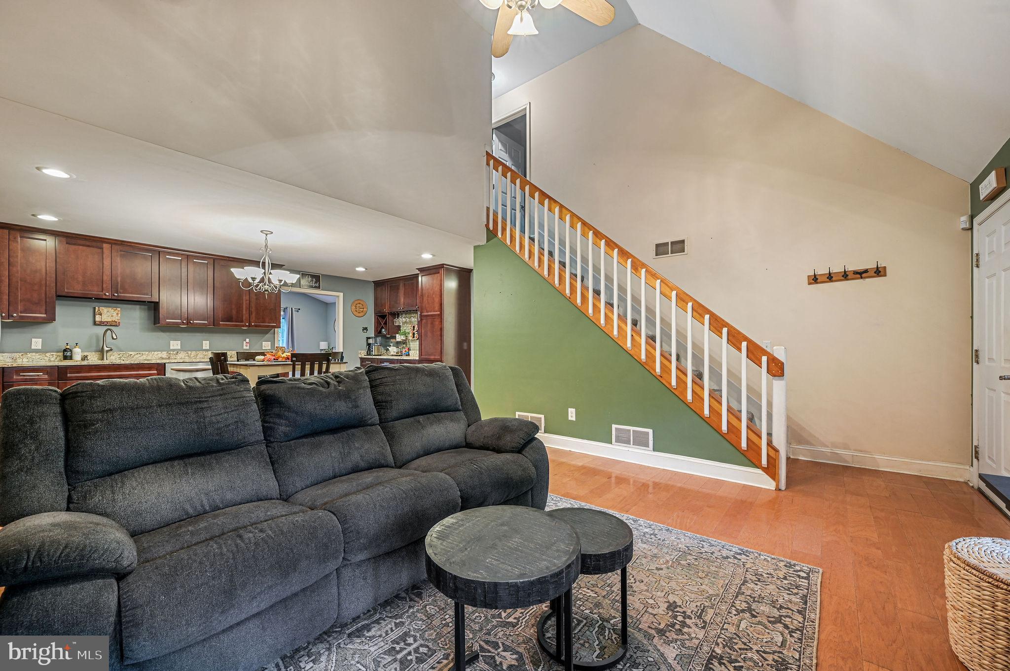 196 MIFFLIN ROAD