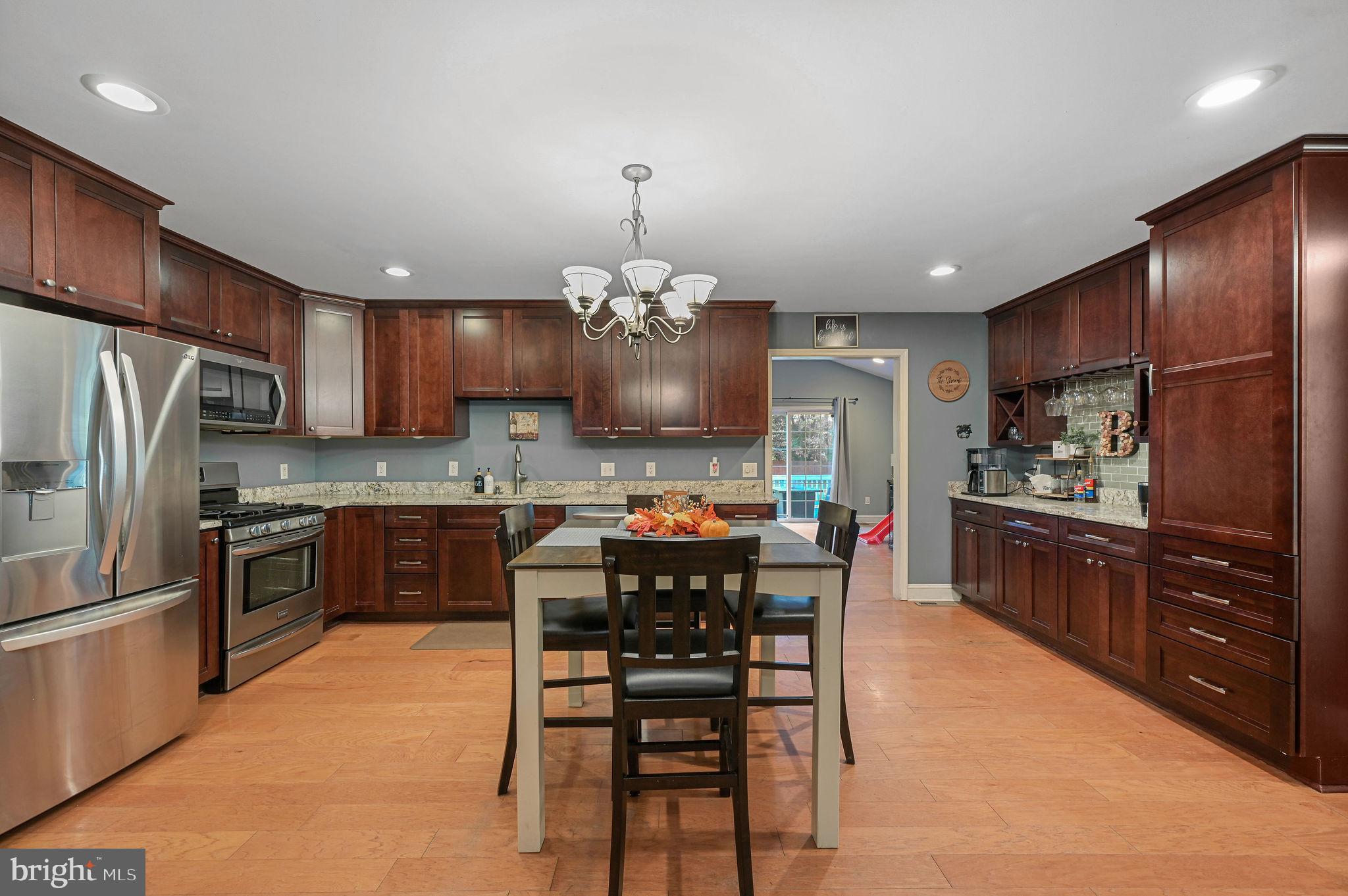 196 MIFFLIN ROAD