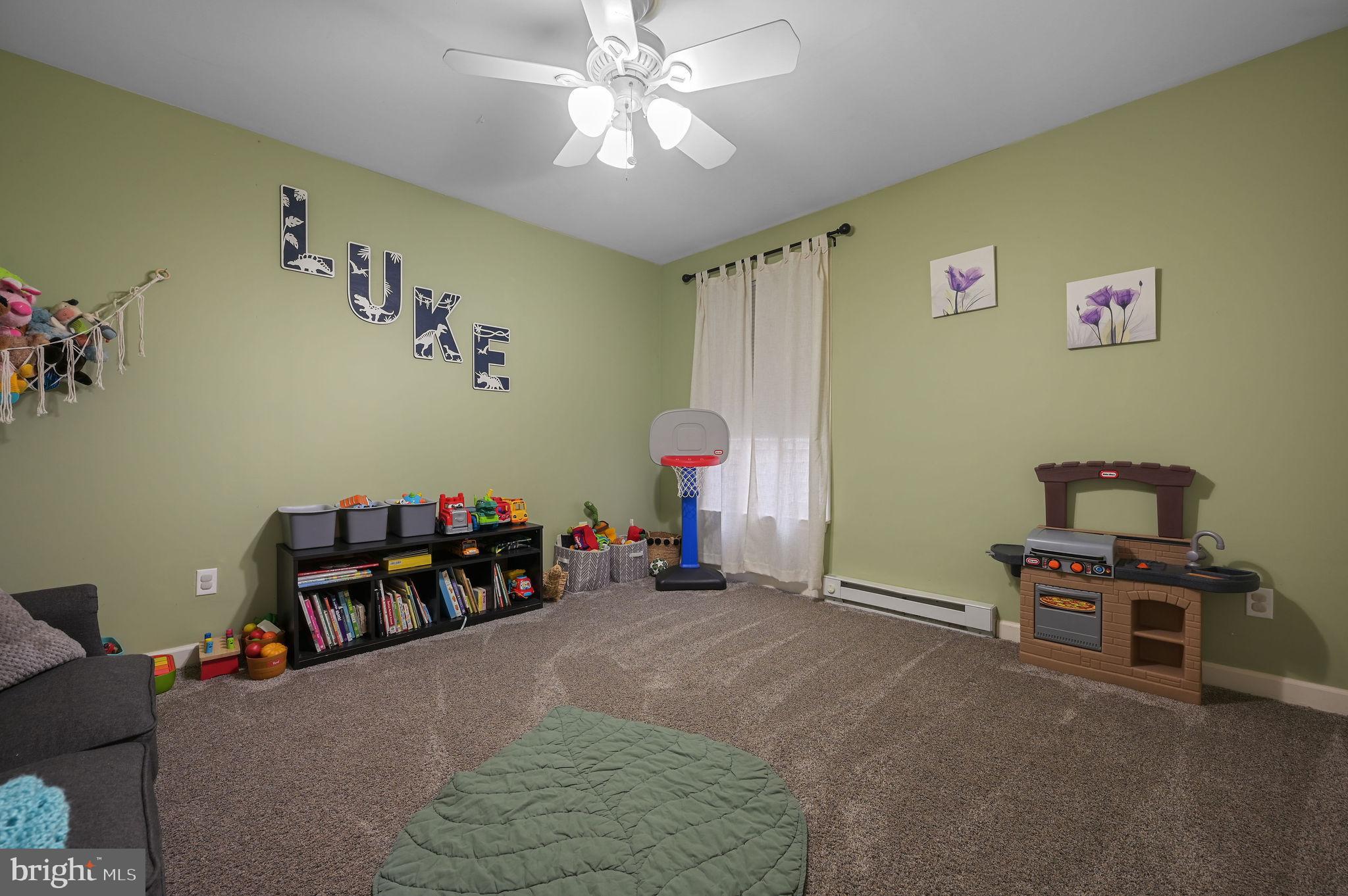 196 MIFFLIN ROAD